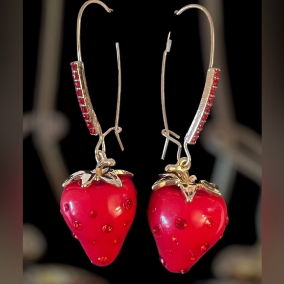 New! BETSEY JOHNSON Red Strawberry Fields Collection Statement Earrings. - Picture 5 of 6